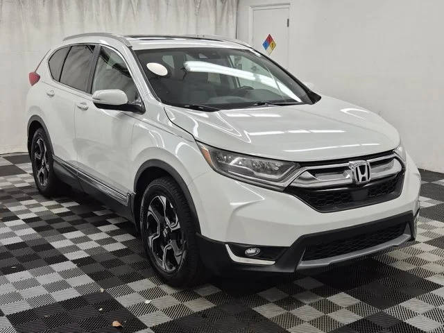 2019 Honda CR-V Touring FWD photo