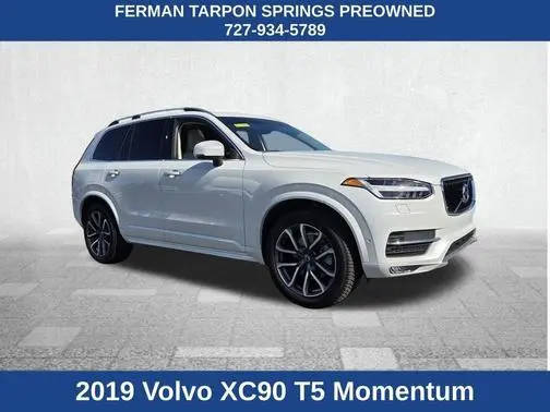 2019 Volvo XC90 Momentum FWD photo