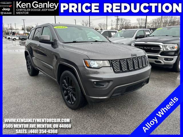 2019 Jeep Grand Cherokee Altitude 4WD photo