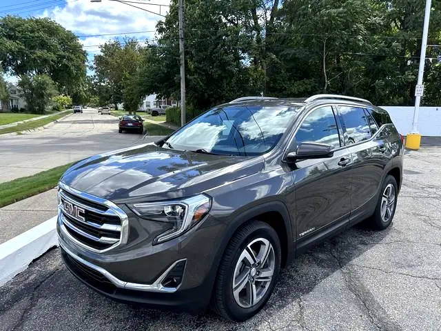 2019 GMC Terrain SLT FWD photo