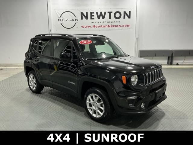 2019 Jeep Renegade Latitude 4WD photo