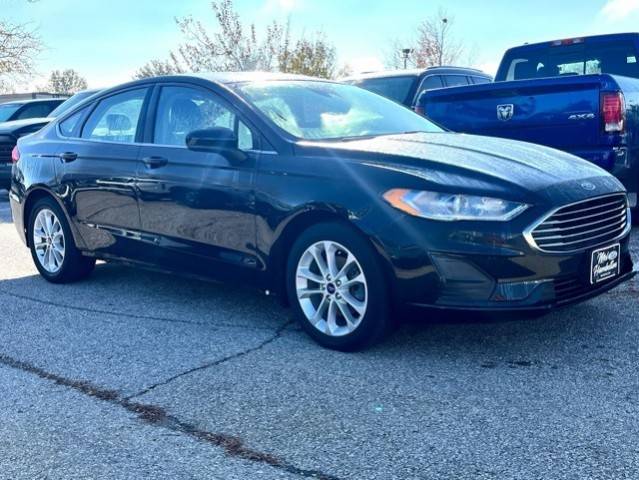 2019 Ford Fusion SE FWD photo