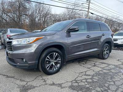 2016 Toyota Highlander XLE AWD photo