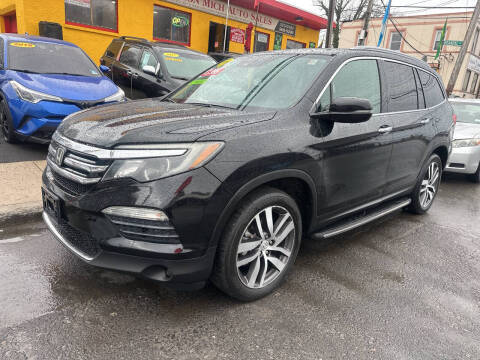 2016 Honda Pilot Touring AWD photo