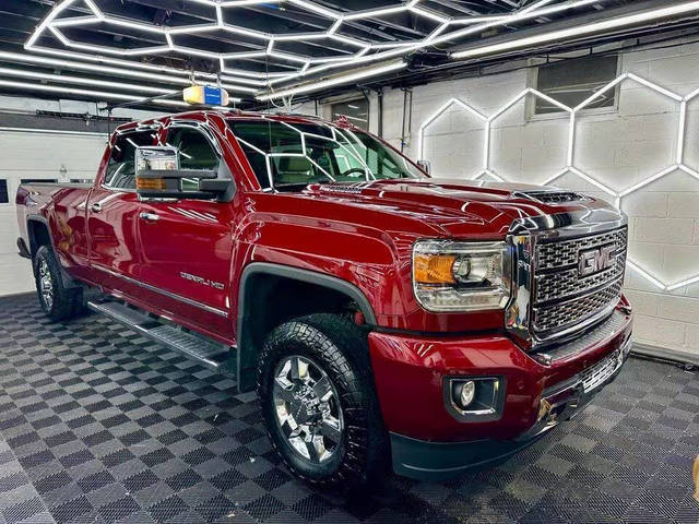 2019 GMC Sierra 3500HD Denali 4WD photo