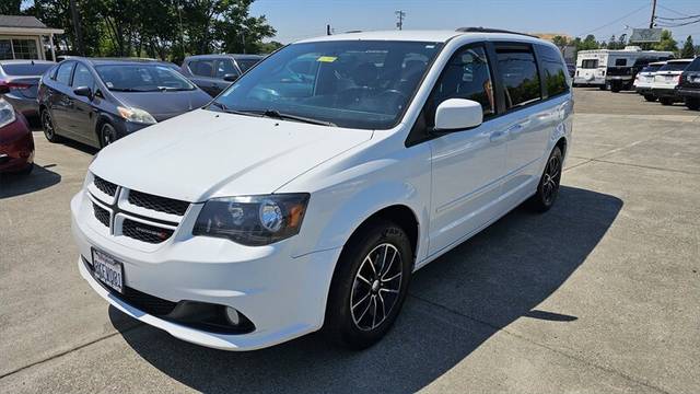2017 Dodge Grand Caravan GT FWD photo