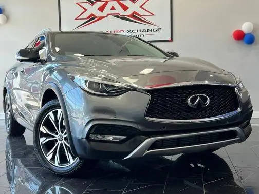 2019 Infiniti QX30 ESSENTIAL AWD photo