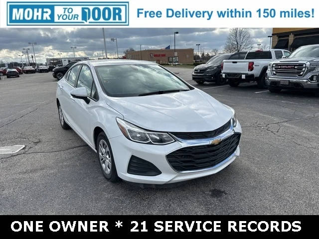 2019 Chevrolet Cruze LS FWD photo