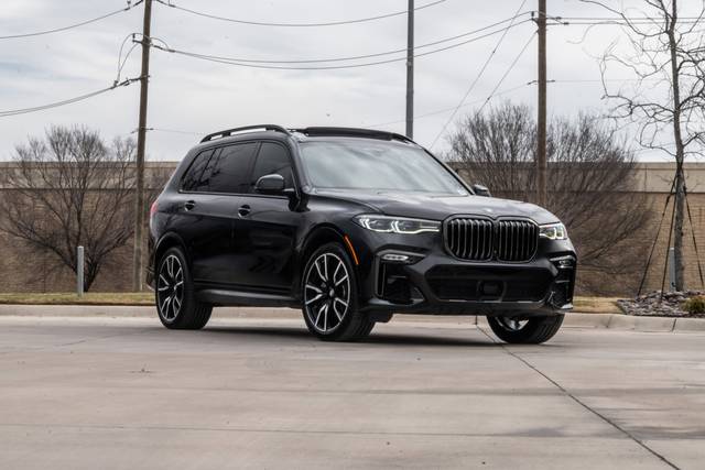 2019 BMW X7 xDrive50i AWD photo
