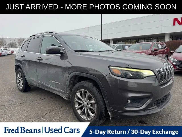 2019 Jeep Cherokee Latitude Plus 4WD photo