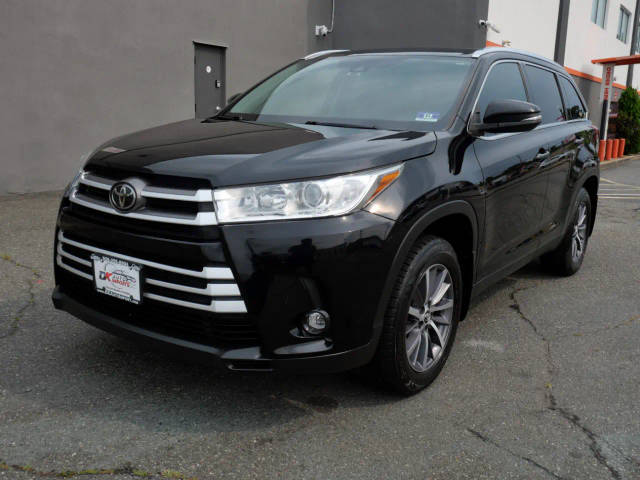 2019 Toyota Highlander XLE AWD photo