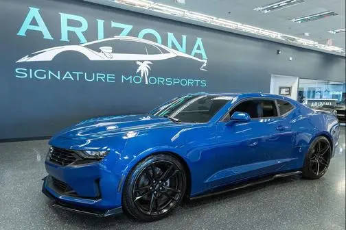 2019 Chevrolet Camaro 1LT RWD photo