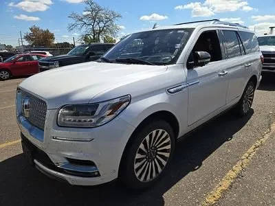 2019 Lincoln Navigator Reserve 4WD photo