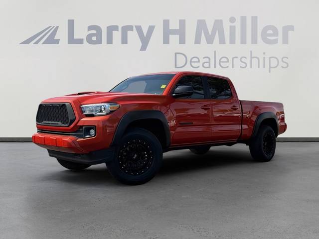 2016 Toyota Tacoma TRD Sport RWD photo