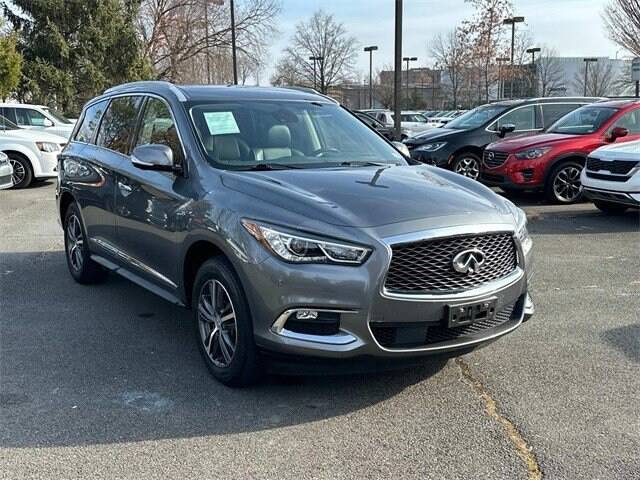 2019 Infiniti QX60 LUXE AWD photo