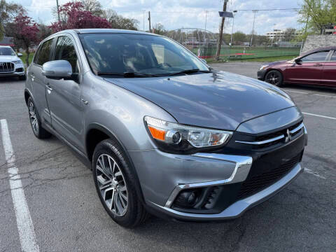 2019 Mitsubishi Outlander Sport ES 2.0 4WD photo