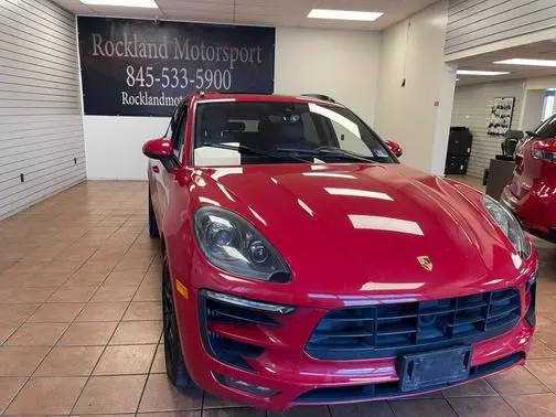 2018 Porsche Macan GTS AWD photo
