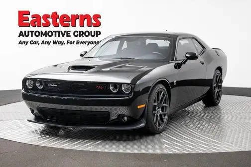 2019 Dodge Challenger R/T Scat Pack RWD photo