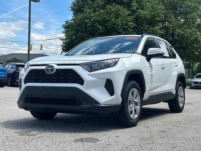 2019 Toyota RAV4 LE FWD photo