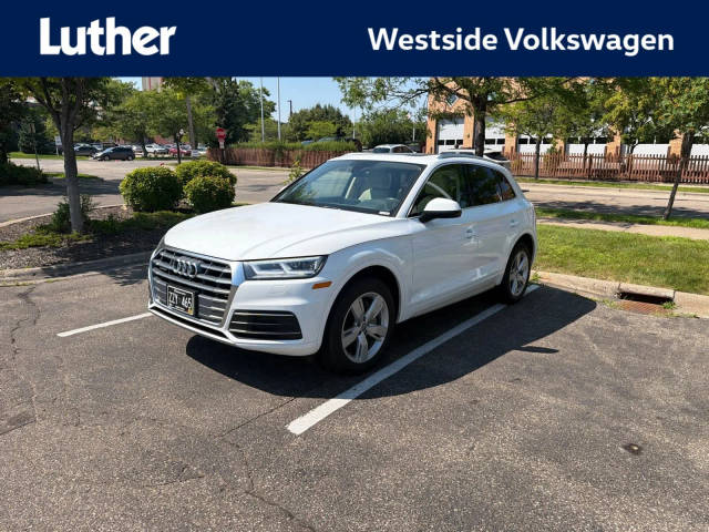 2019 Audi Q5 Premium Plus AWD photo