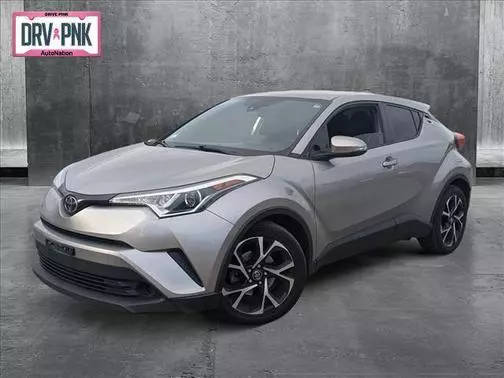 2019 Toyota C-HR XLE FWD photo