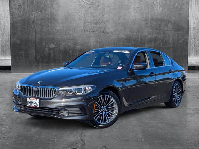 2019 BMW 5 Series 530e iPerformance RWD photo