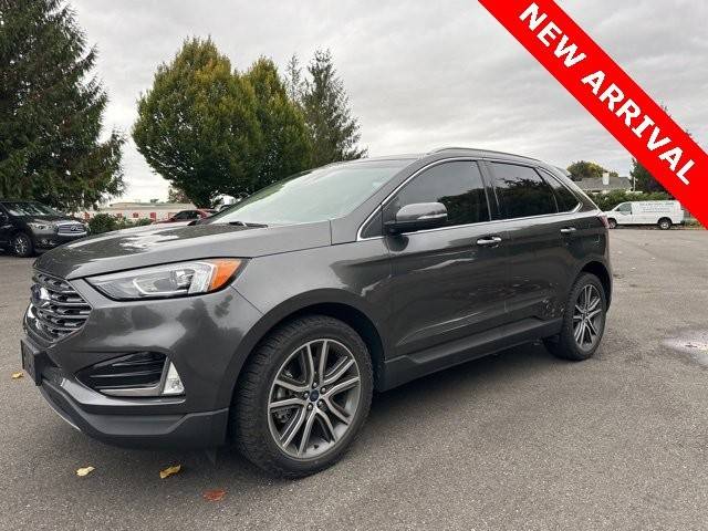 2019 Ford Edge Titanium AWD photo