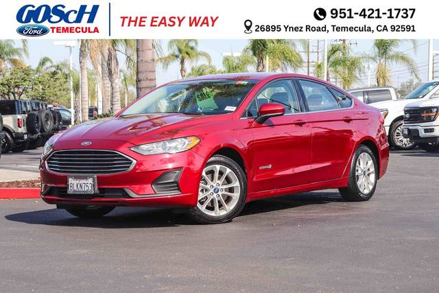 2019 Ford Fusion SE FWD photo