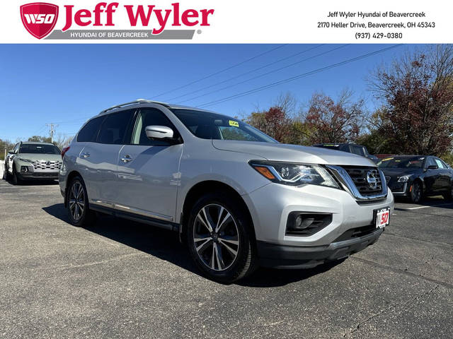 2018 Nissan Pathfinder Platinum 4WD photo