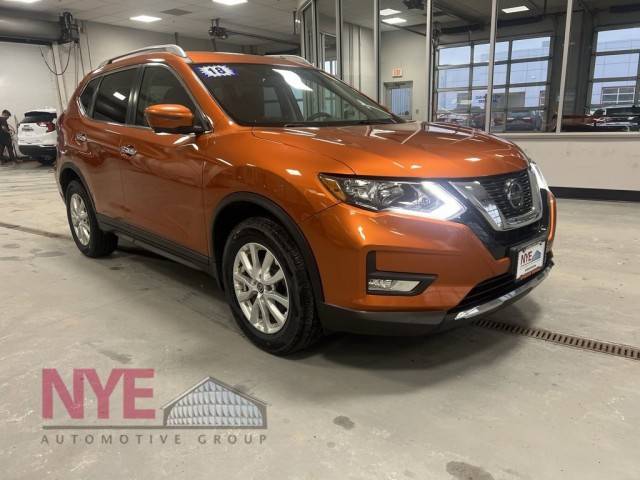 2018 Nissan Rogue SV AWD photo