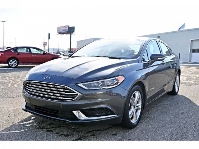 2018 Ford Fusion SE FWD photo