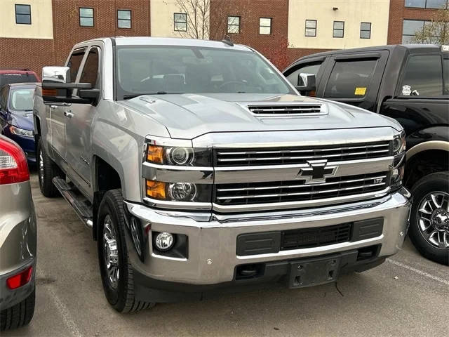 2018 Chevrolet Silverado 2500HD LTZ 4WD photo