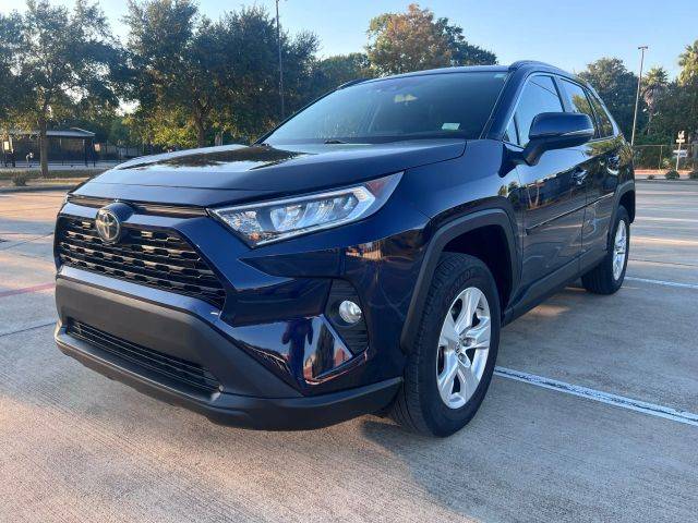 2019 Toyota RAV4 XLE AWD photo