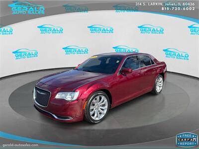2019 Chrysler 300 Touring L RWD photo