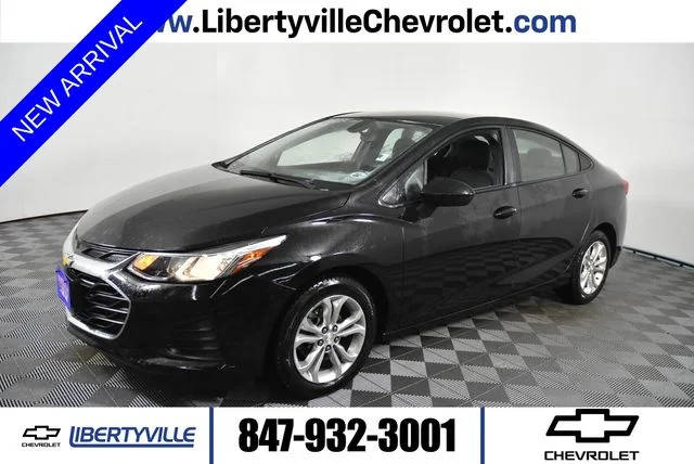 2019 Chevrolet Cruze LS FWD photo
