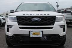 2019 Ford Explorer Sport 4WD photo