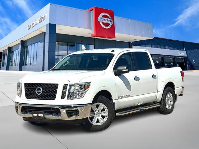 2019 Nissan Titan SV RWD photo