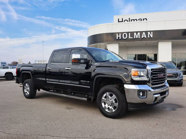 2019 GMC Sierra 3500HD SLT 4WD photo