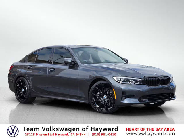 2019 BMW 3 Series 330i RWD photo