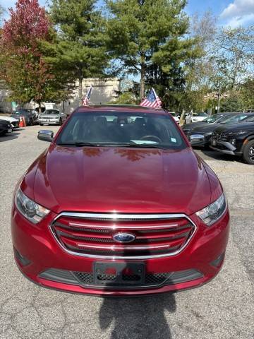 2018 Ford Taurus Limited FWD photo