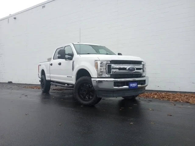 2018 Ford F-250 Super Duty XLT 4WD photo