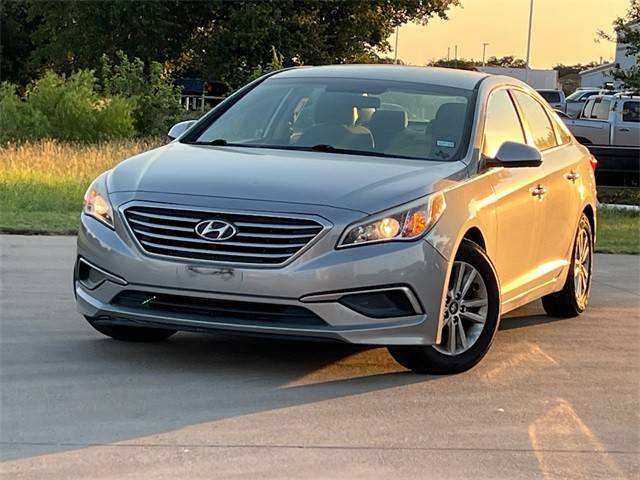 2017 Hyundai Sonata 2.4L FWD photo