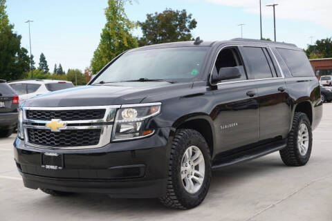 2018 Chevrolet Suburban LT RWD photo