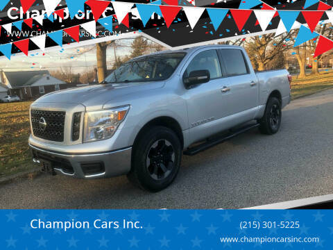 2019 Nissan Titan SV 4WD photo
