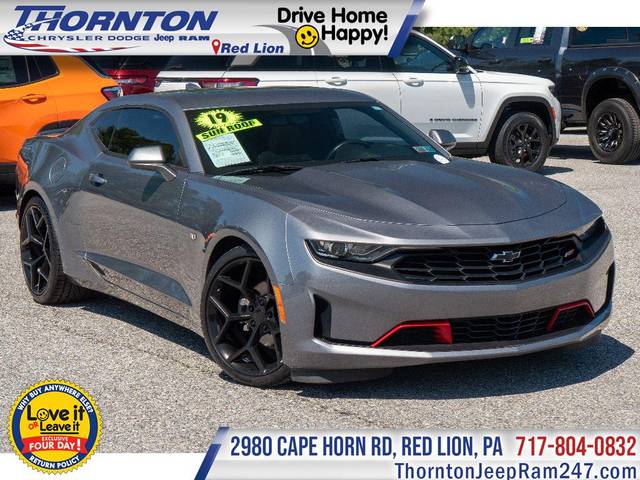 2019 Chevrolet Camaro 1LT RWD photo