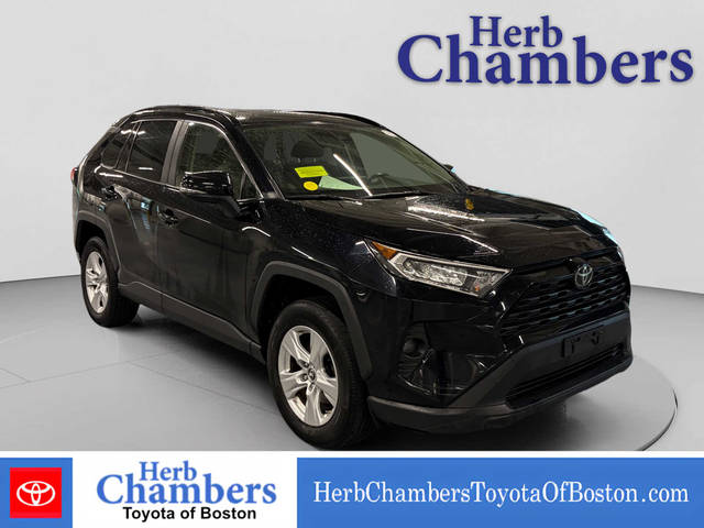 2019 Toyota RAV4 XLE AWD photo