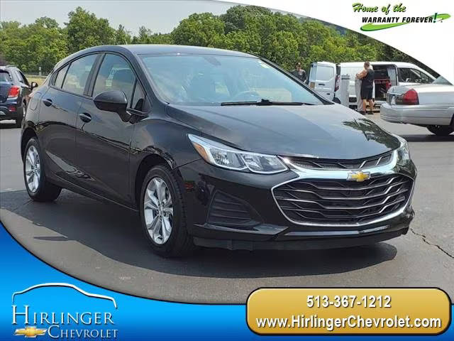 2019 Chevrolet Cruze LS FWD photo