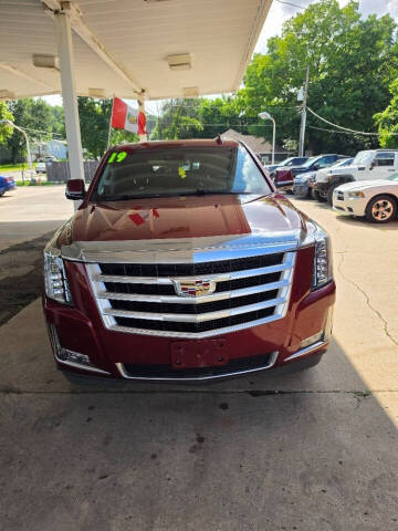 2019 Cadillac Escalade Premium Luxury 4WD photo