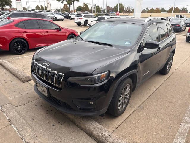 2019 Jeep Cherokee Latitude Plus FWD photo