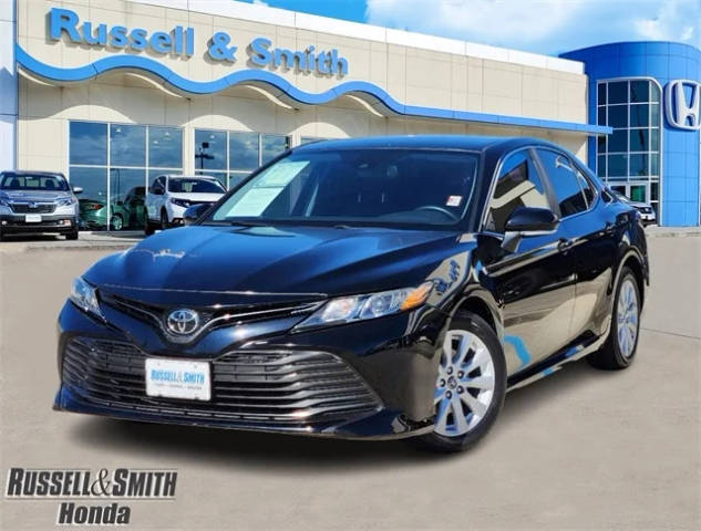 2019 Toyota Camry LE FWD photo